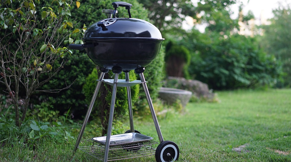 12 Best Small Gas Grills For Your Winter Homegate Party