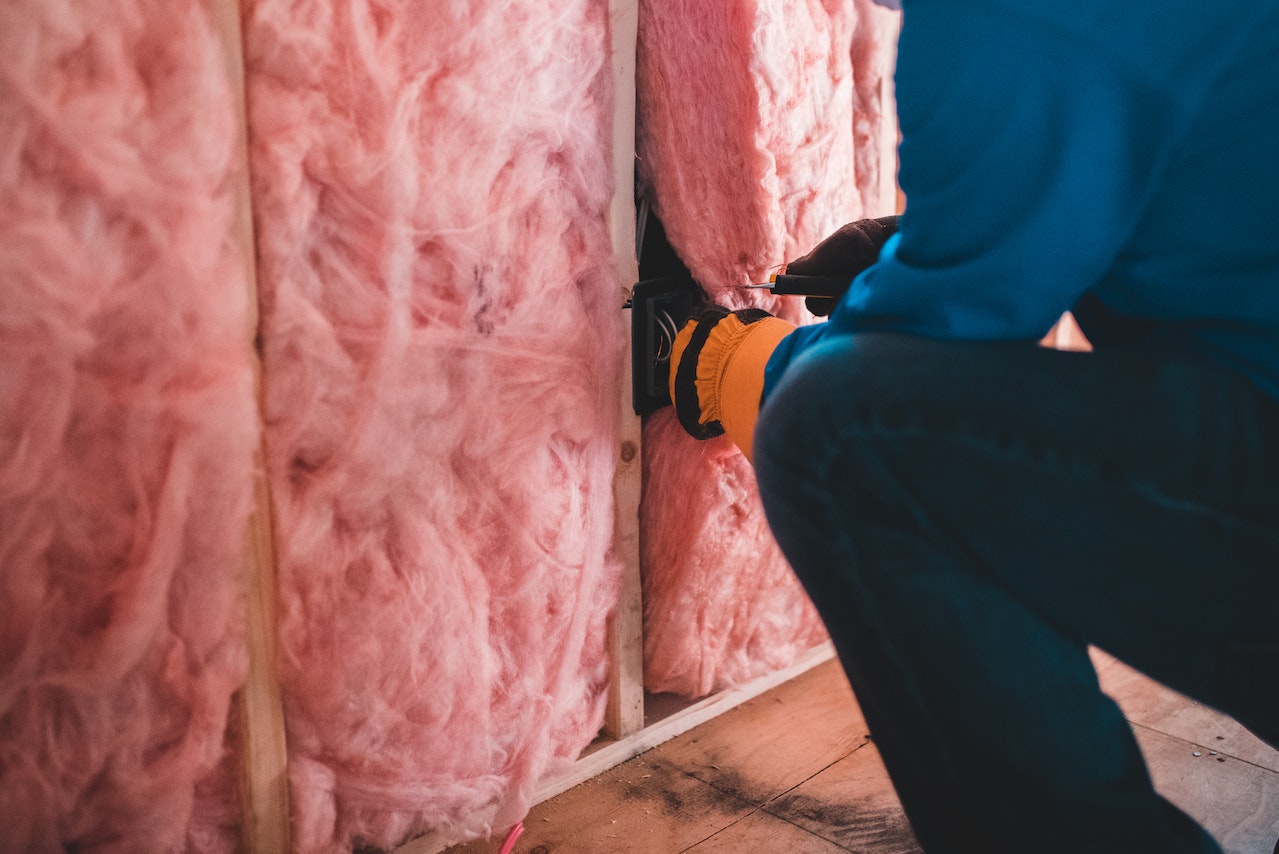 How to Insulate a Shed: The Ultimate Guide