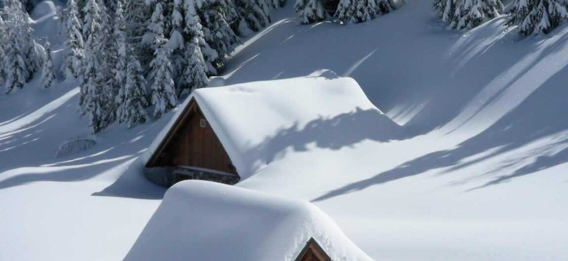 What is a Snow Load Rating and Why Does It Matter for Metal Buildings? What is a Snow Load Rating and Why Does It Matter for Metal Buildings?